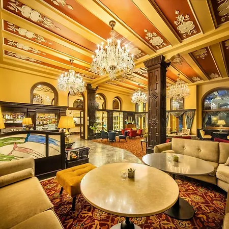 فندق إسبلاناد 5*
