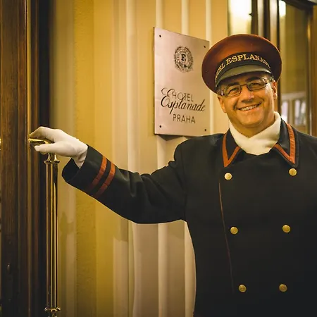 Esplanade Ξενοδοχείο