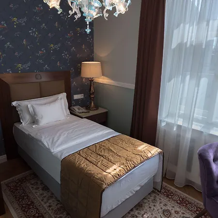 Ξενοδοχείο Esplanade 5*