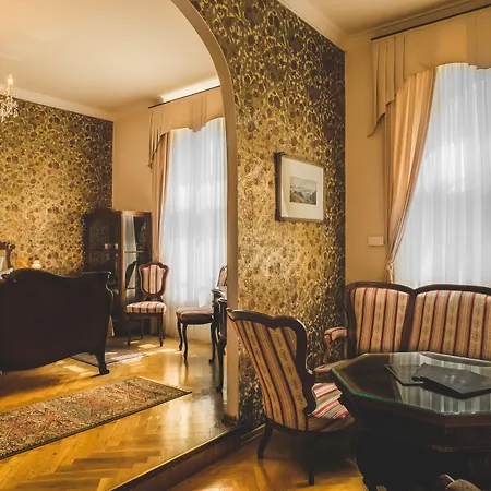 Ξενοδοχείο Esplanade 5*