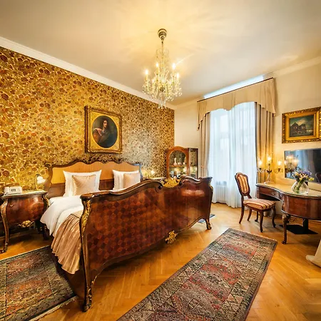 Esplanade 5*