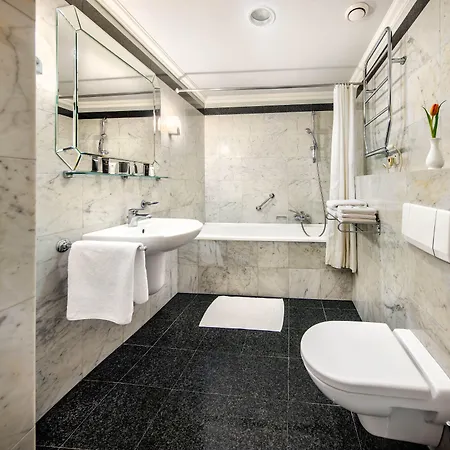 Esplanade 5*