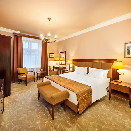 Esplanade Hotel 5*