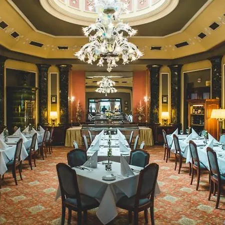 酒店 Esplanade 5*