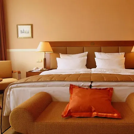 فندق إسبلاناد 5*