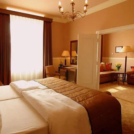 إسبلاناد فندق 5*