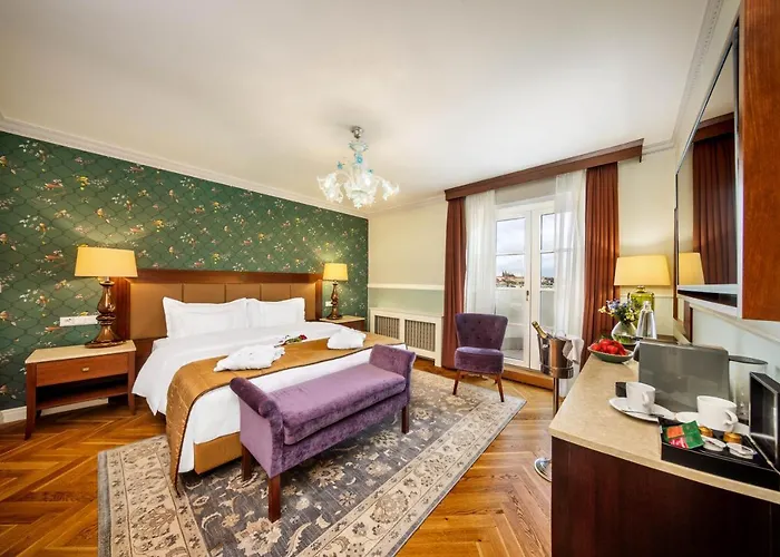 Hotel Esplanade 5*