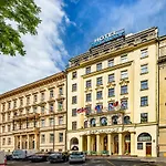 Esplanade Hotel 5*
