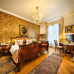 Esplanade 5*