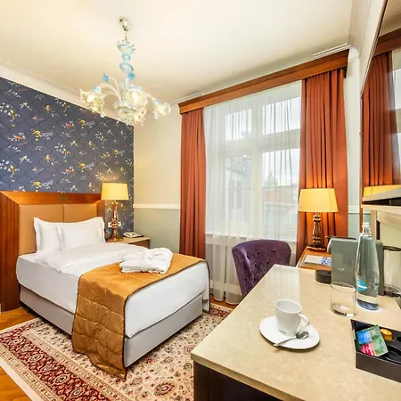 Otel Esplanade