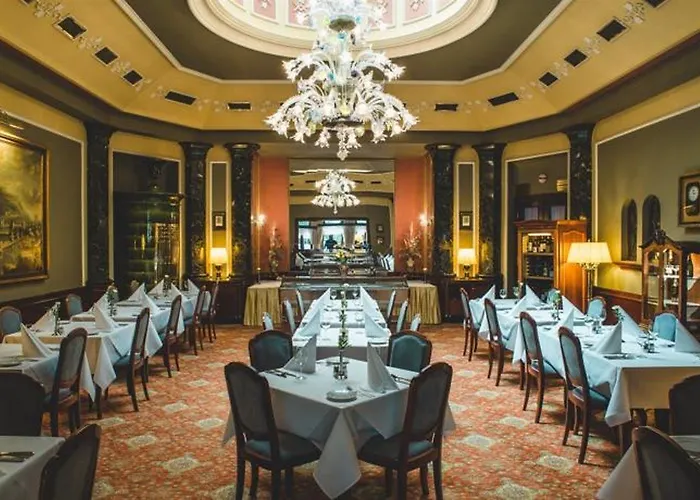 Ξενοδοχείο Esplanade 5*